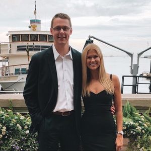 Meet your Posher, Olivia